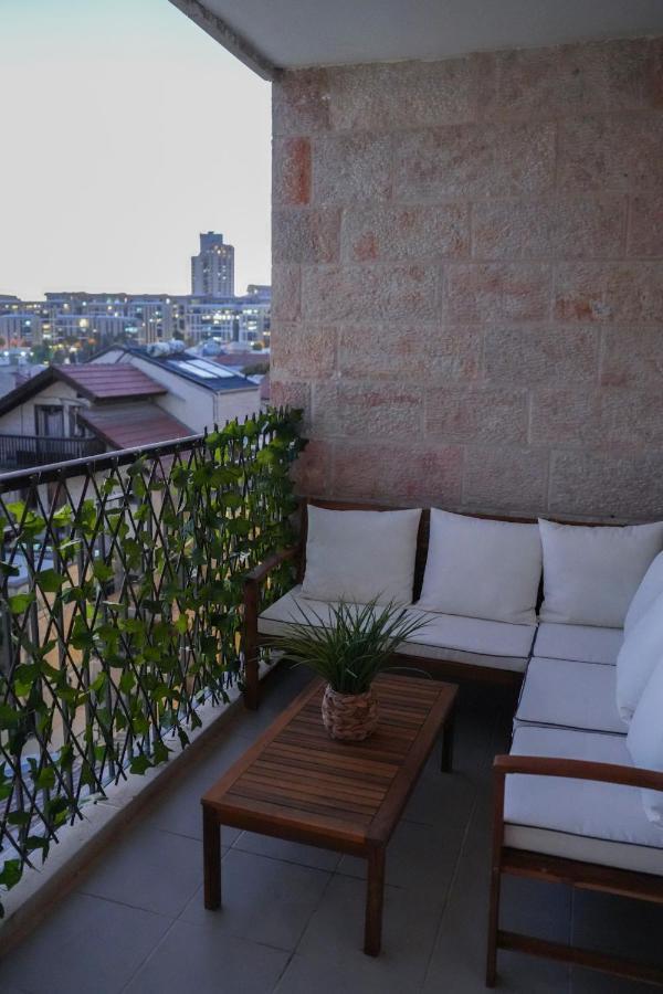 The Best Location In Jerusalem Exterior foto