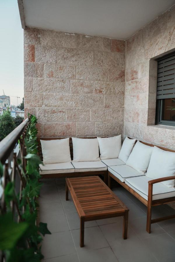 The Best Location In Jerusalem Exterior foto